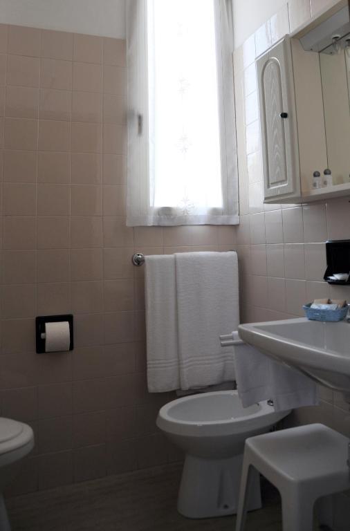 Reno Hotel 3*